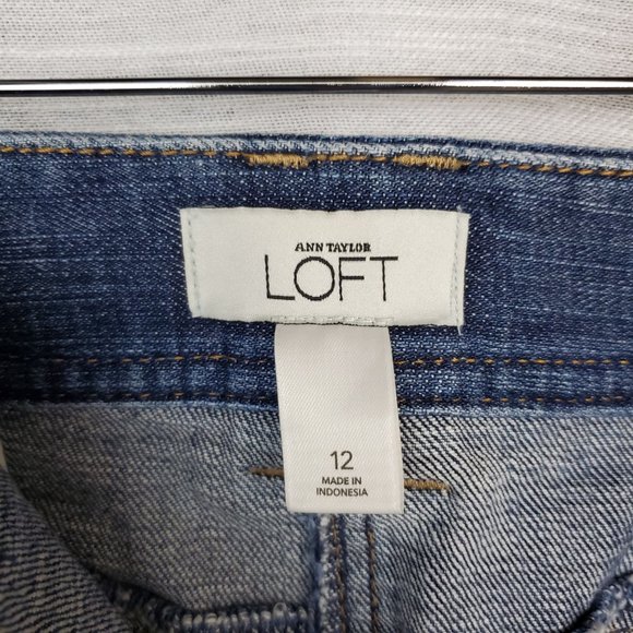 Ann Taylor Denim Mini - Picture 7 of 8